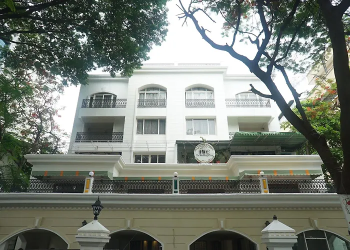 Oyo 23194 Hotel Bel Air